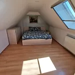 Bernard Apartma *