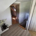 Bernard Apartma *