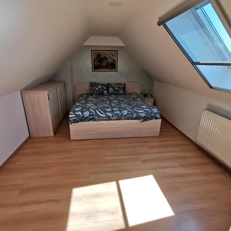 Bernard Apartment *
