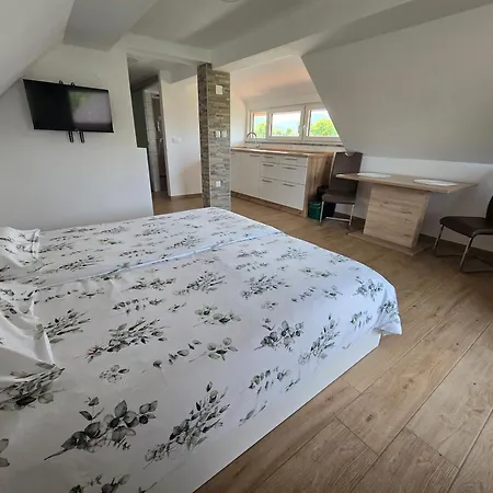 Bernard Apartment *